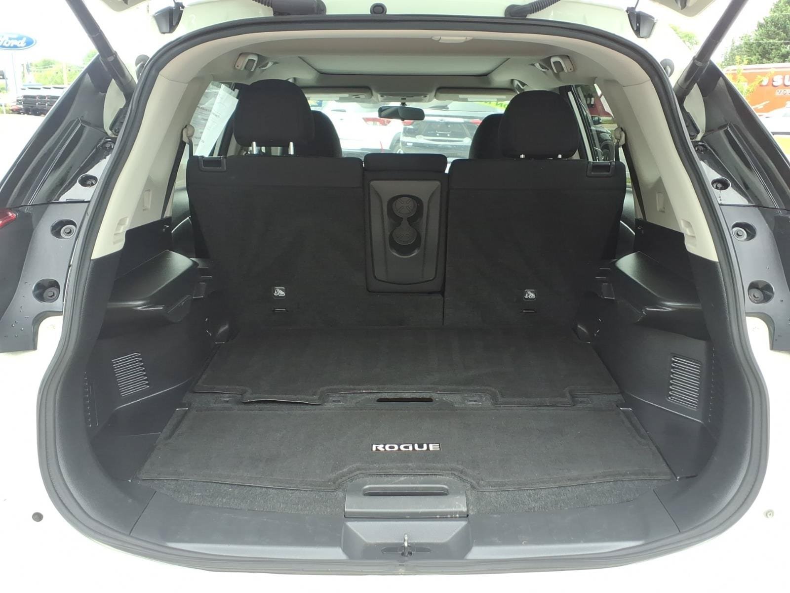 Used 2017 Nissan Rogue SV AWD/4WD image 26
