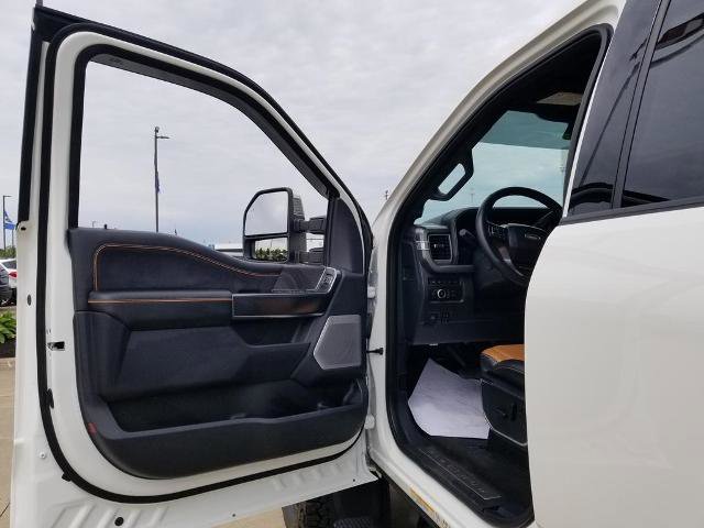Certified 2024 Ford F450 Platinum w/ FX4 Off-Road Package AWD/4WD image 10