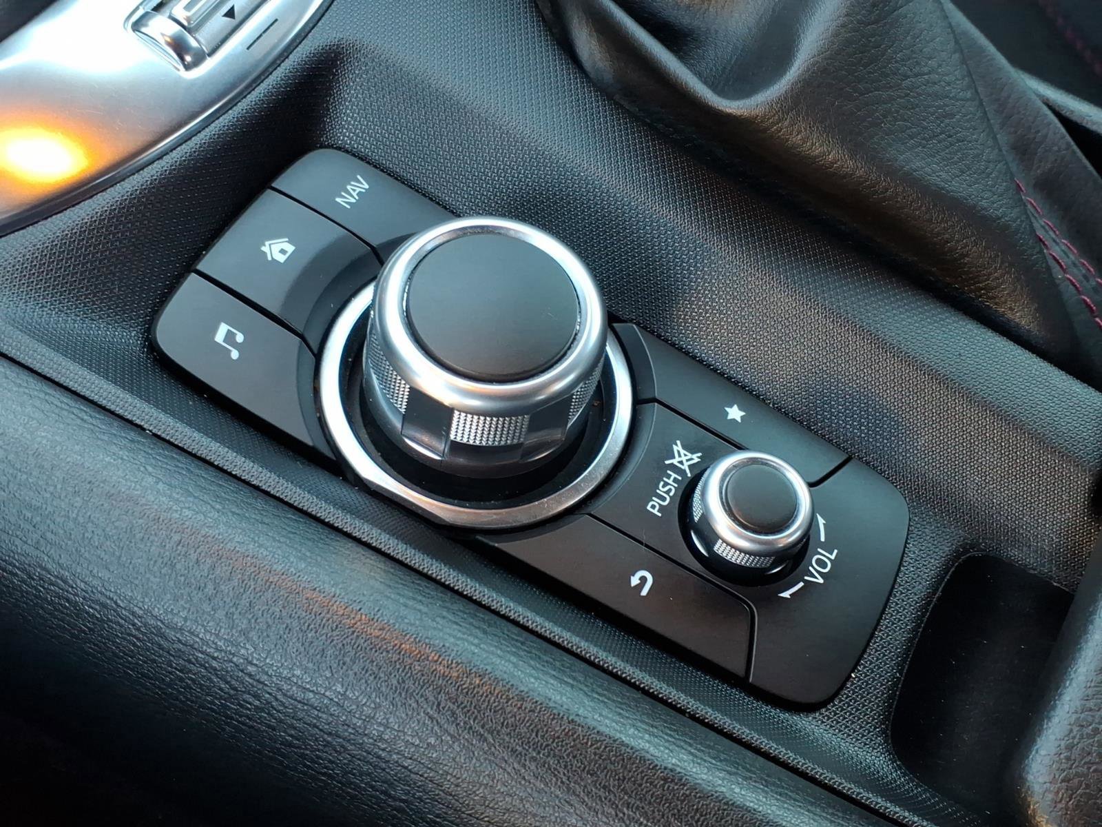 Used 2019 MAZDA MX-5 Miata RF Grand Touring image 23