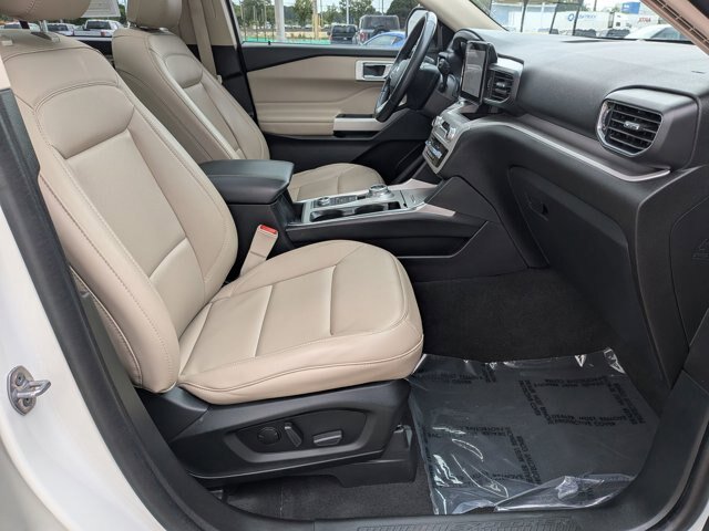 Certified 2023 Ford Explorer XLT w/ Equipment Group 202A AWD/4WD image 39