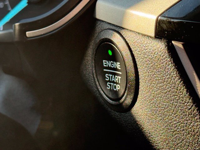 Certified 2021 Ford Escape SE AWD/4WD image 16