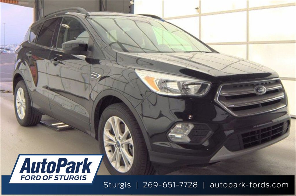 Certified 2018 Ford Escape SE w/ SE Sync 3 Package