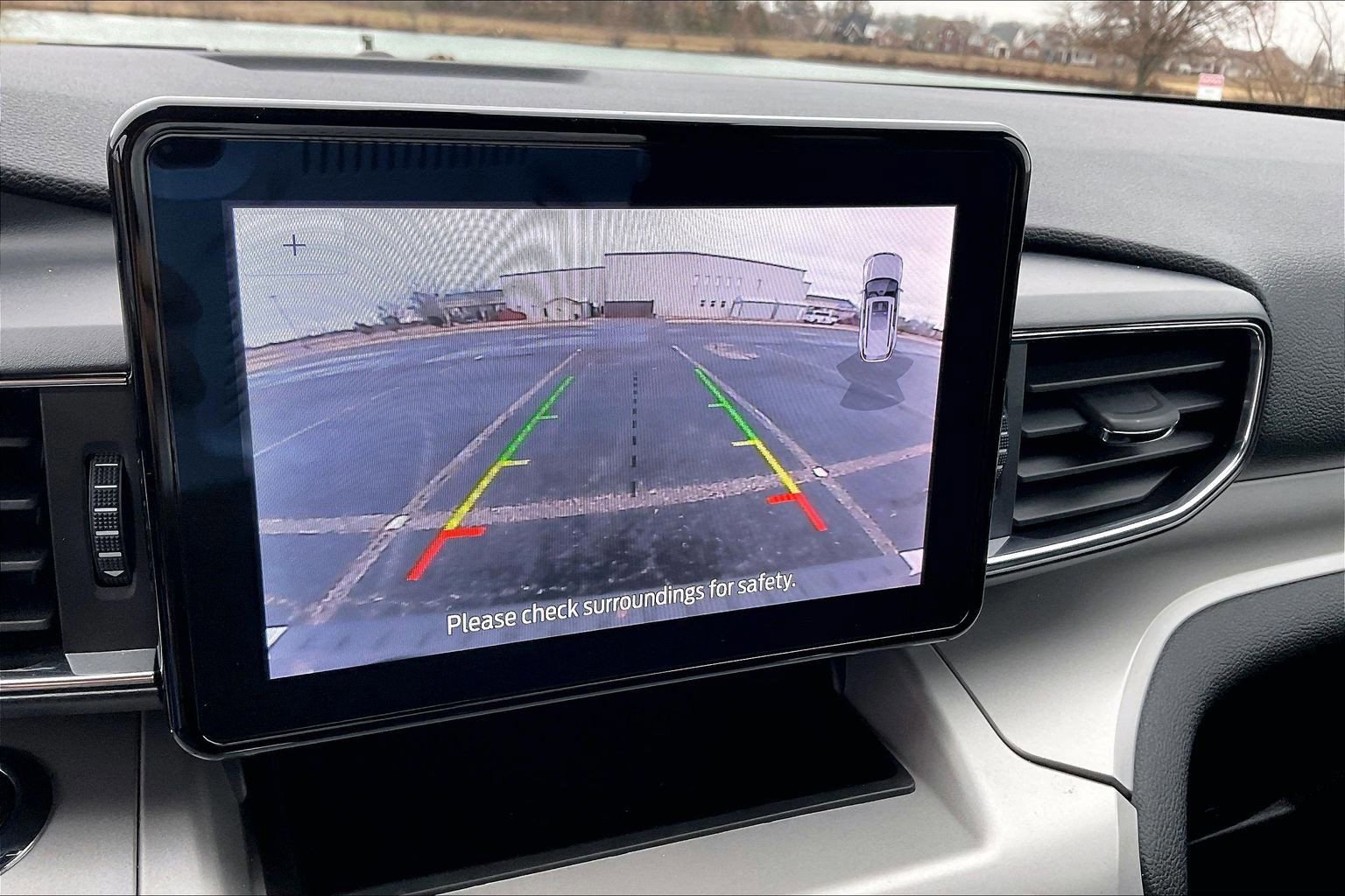 Certified 2024 Ford Explorer XLT w/ Equipment Group 202A image 26