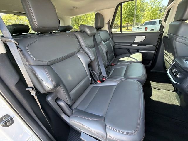 Certified 2025 Ford Expedition Active image 30