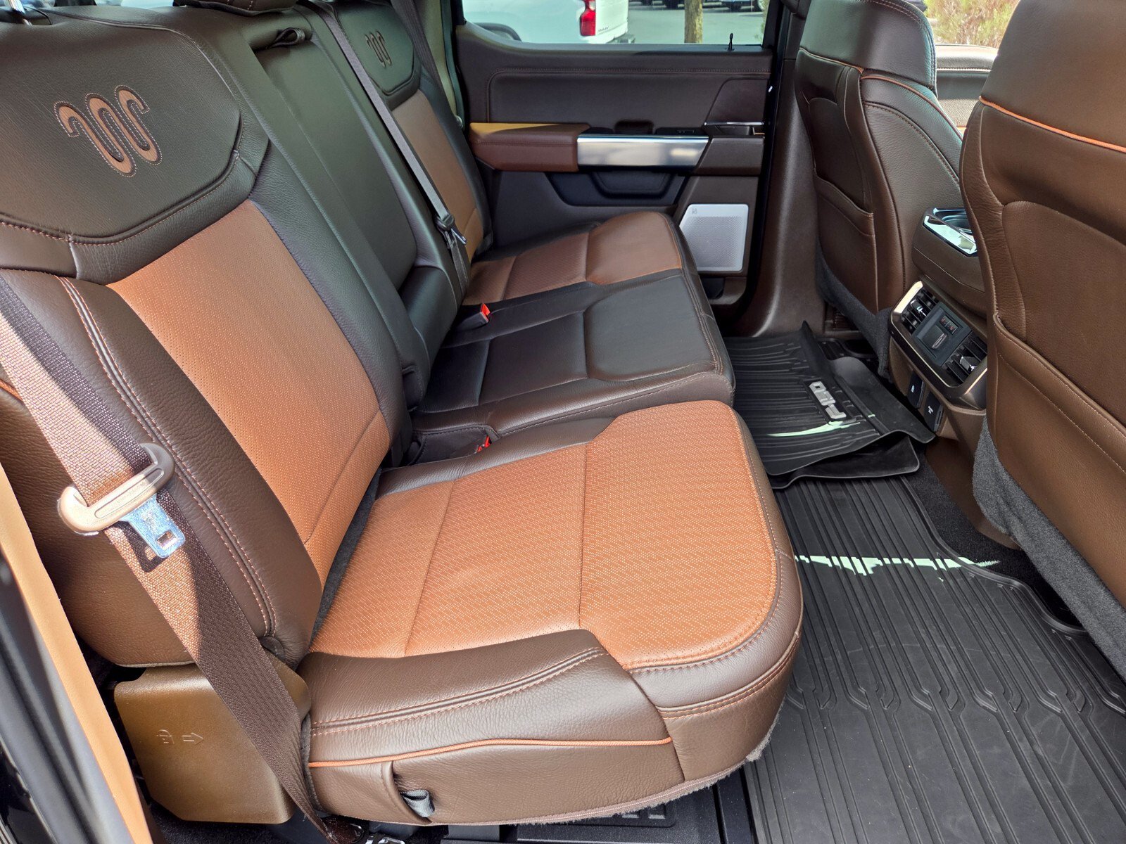 Certified 2025 Ford F150 King Ranch w/ FX4 Off-Road Package AWD/4WD image 15