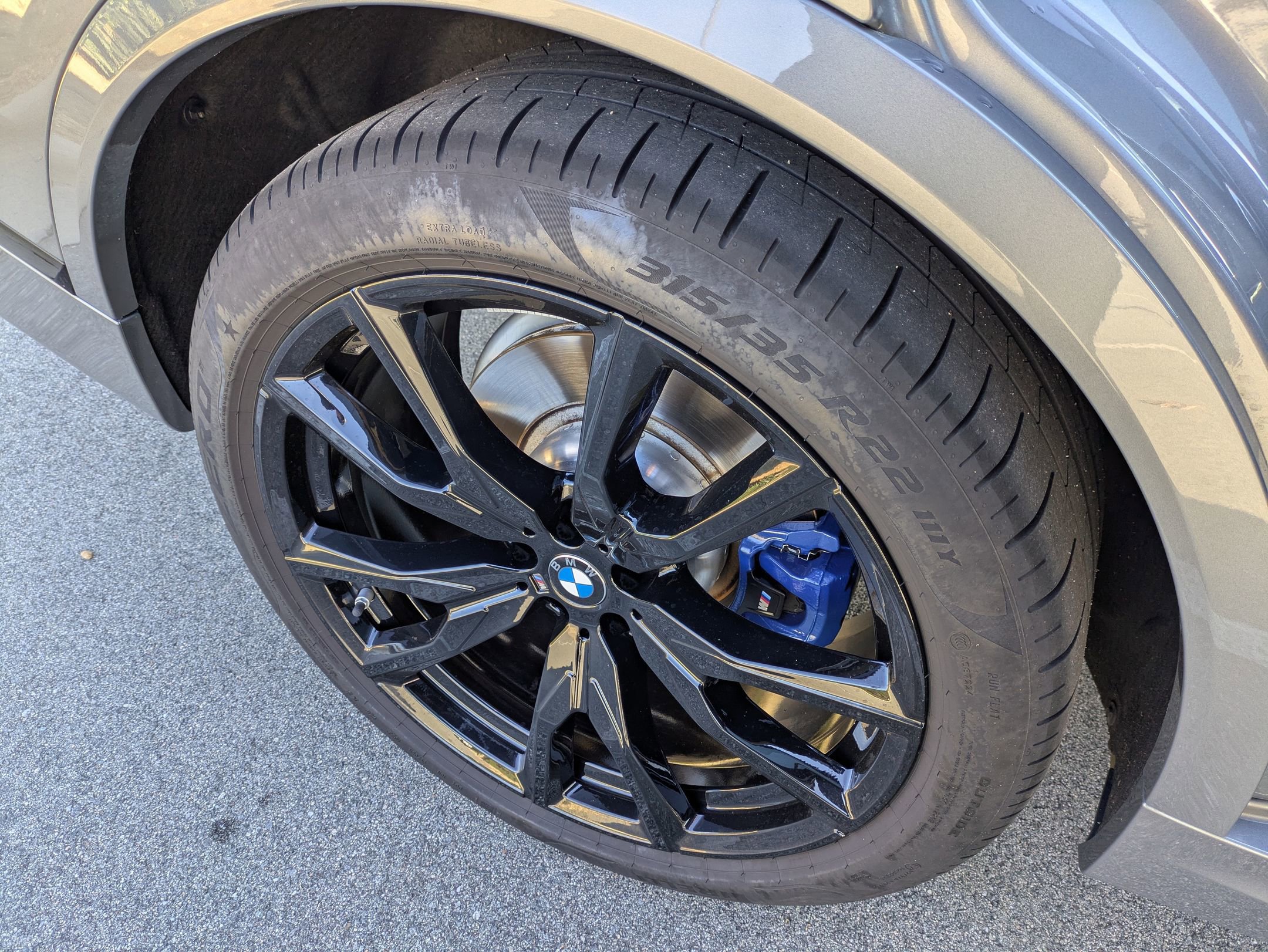 Used 2023 BMW X7 xDrive40i w/ M Sport Package image 37