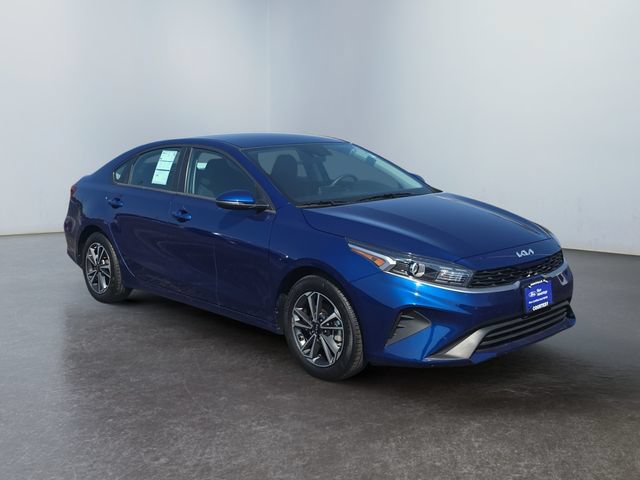 Used 2024 Kia Forte LXS w/ LXS Technology Package FWD image 7