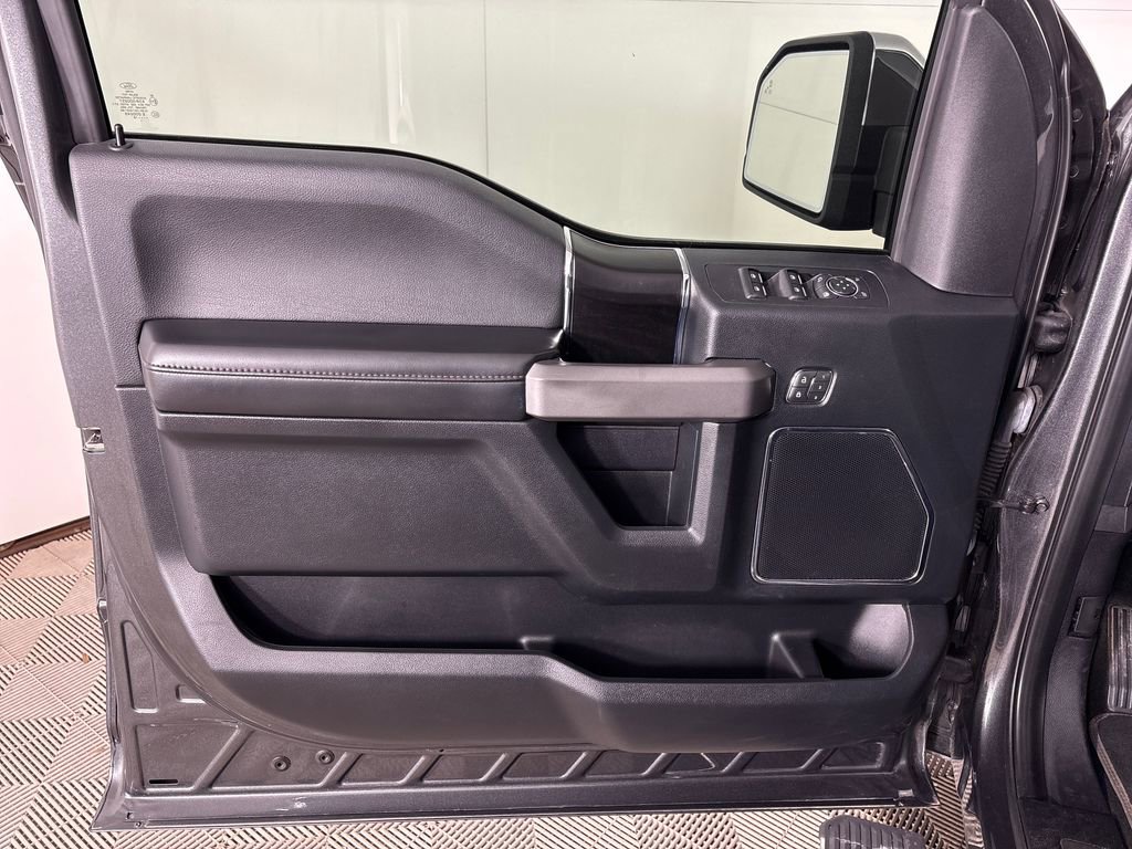 Certified 2019 Ford F150 Platinum w/ Equipment Group 701A Luxury AWD/4WD image 22