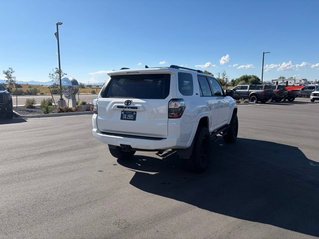 Used 2018 Toyota 4Runner SR5 Premium AWD/4WD image 5