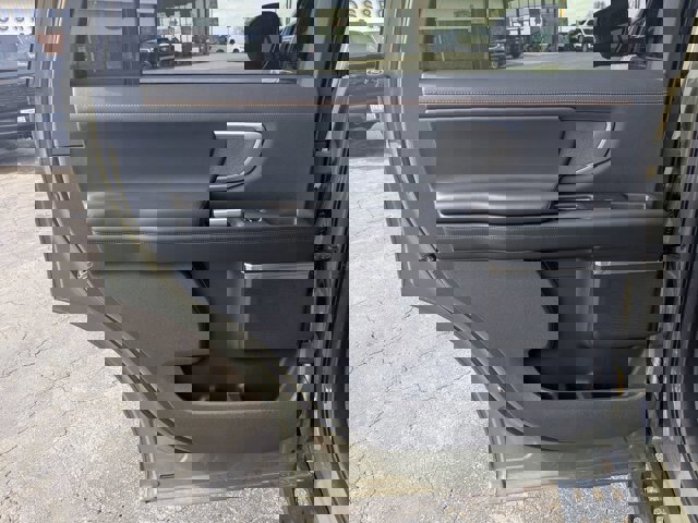 Certified 2025 Ford Expedition Tremor image 27