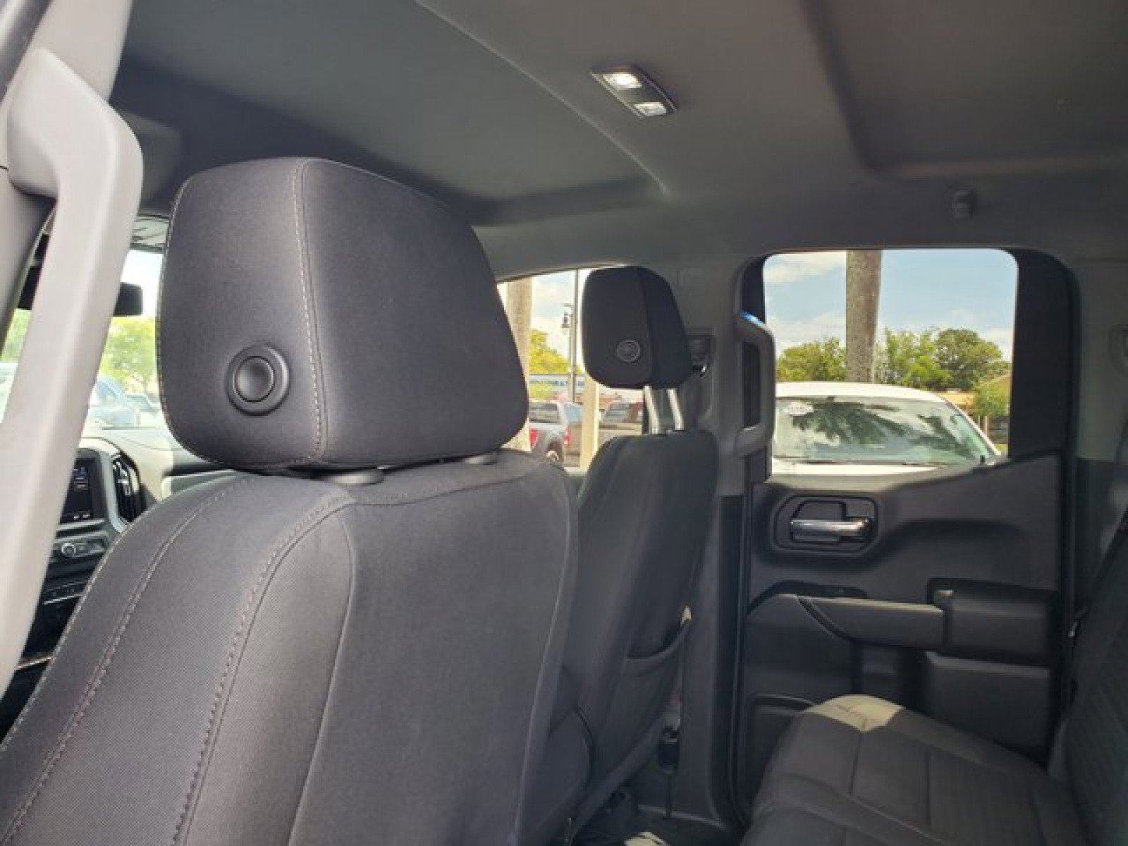 Used 2022 Chevrolet Silverado 1500 Custom image 27