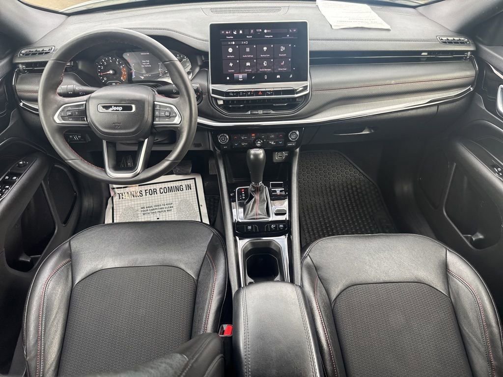 Used 2023 Jeep Compass Trailhawk w/ Trailhawk Convenience Group image 28