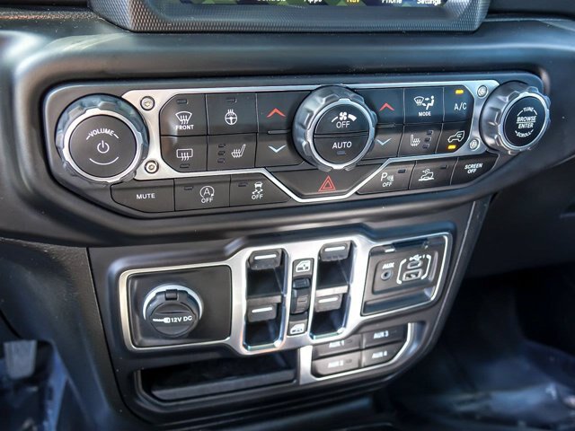 Used 2023 Jeep Wrangler Unlimited Sahara AWD/4WD image 24
