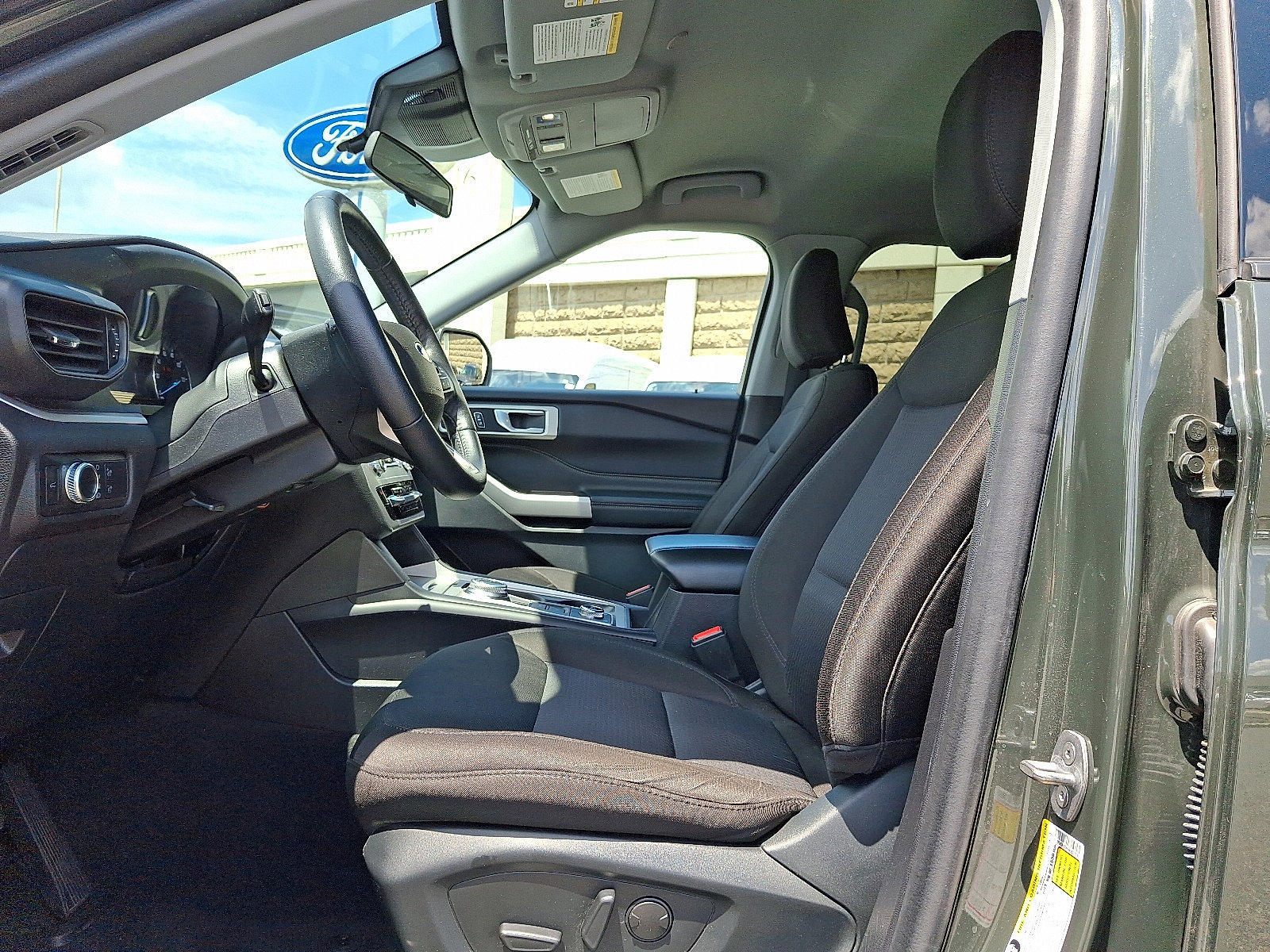 Certified 2022 Ford Explorer XLT image 13