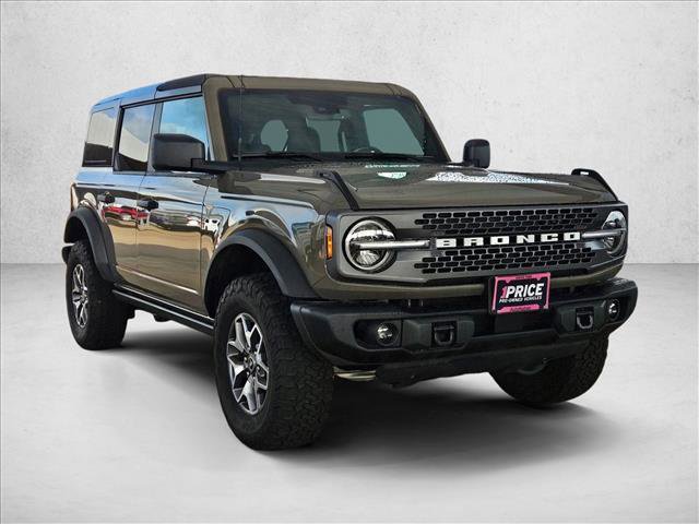 Certified 2025 Ford Bronco Badlands AWD/4WD image 3