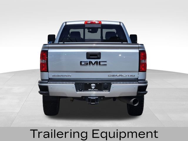 Used 2018 GMC Sierra 2500 Denali w/ Duramax Plus Package AWD/4WD image 8