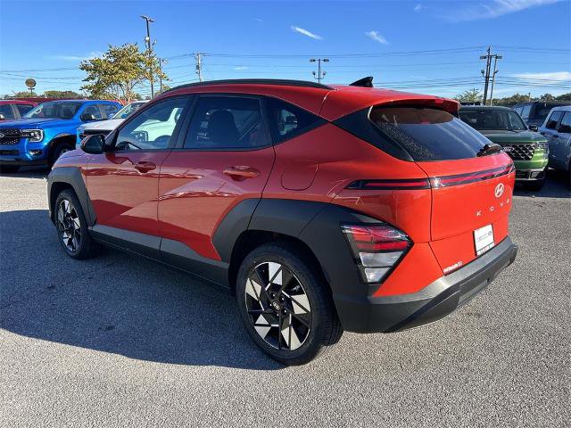Used 2024 Hyundai Kona SEL image 6