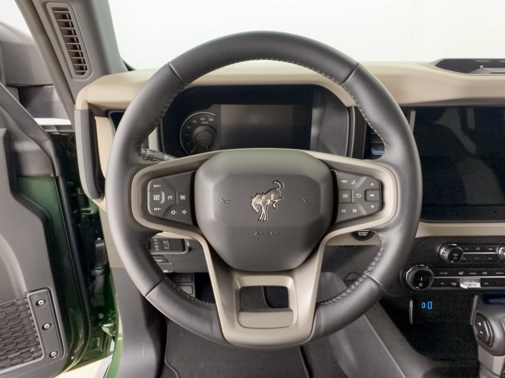 Certified 2022 Ford Bronco Wildtrak AWD/4WD image 10