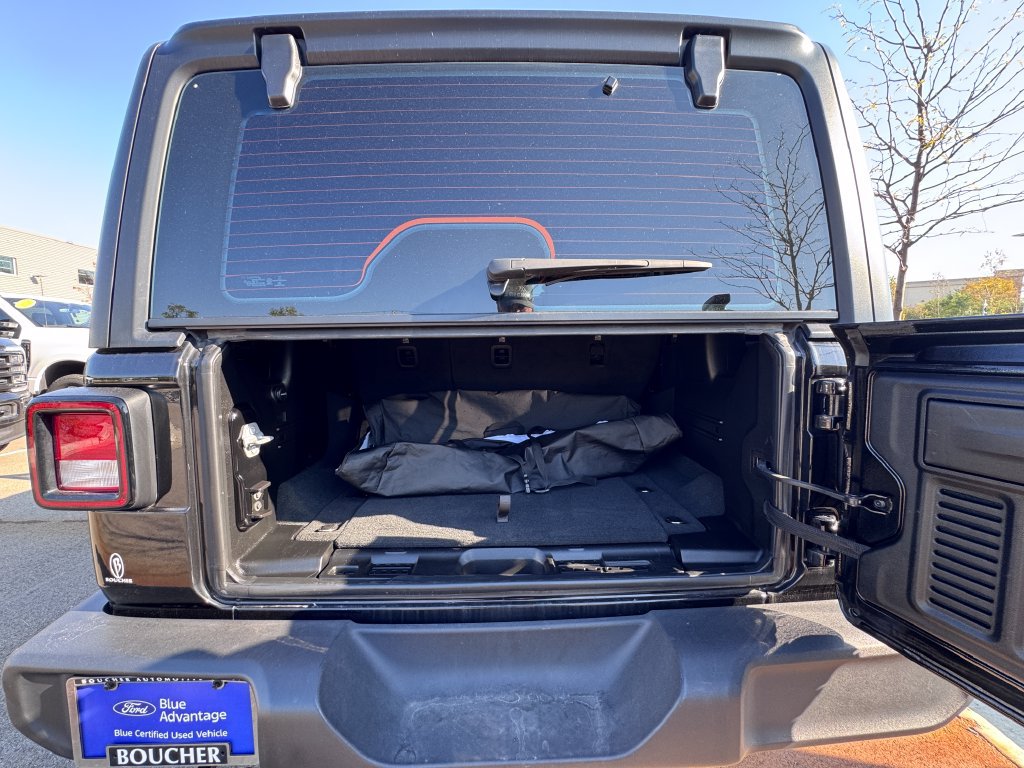 Used 2022 Jeep Wrangler Unlimited Sport AWD/4WD image 13