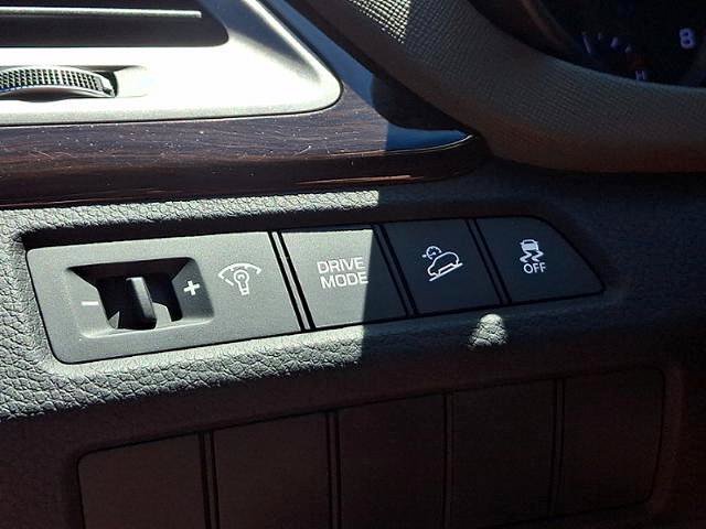 Used 2019 Hyundai Santa Fe XL SE FWD image 24
