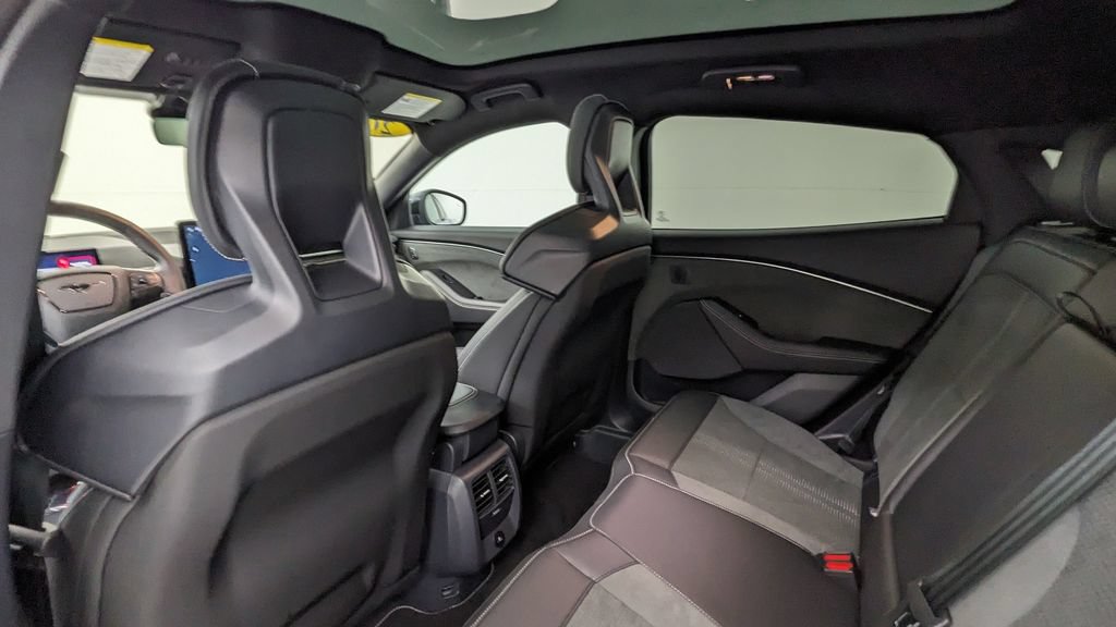 Certified 2025 Ford Mustang Mach-E GT AWD/4WD image 33