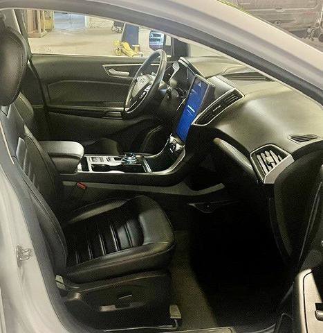Certified 2024 Ford Edge SEL w/ Convenience Package AWD/4WD image 12