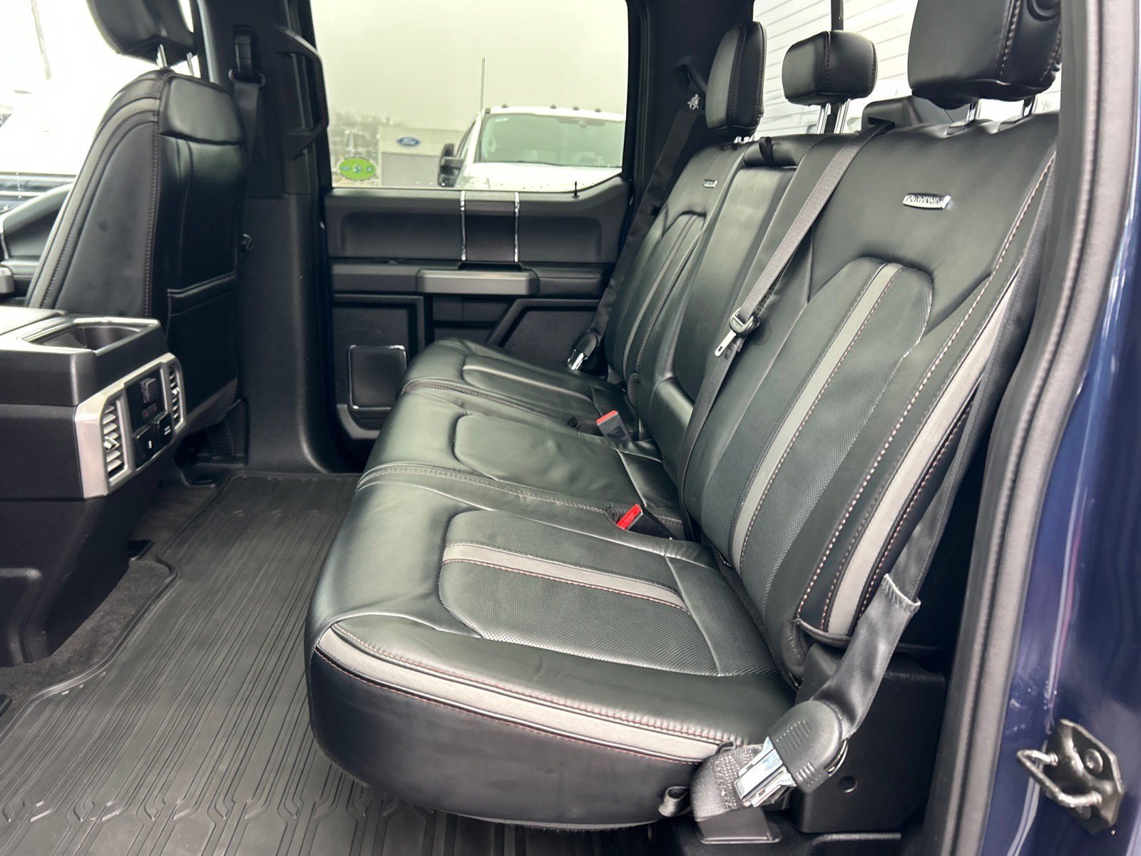 Certified 2019 Ford F150 Platinum w/ Equipment Group 701A Luxury image 11