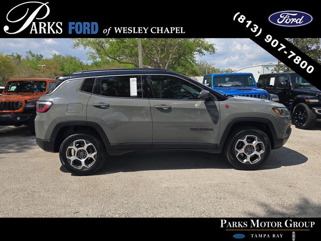 Used 2022 Jeep Compass Trailhawk image 2