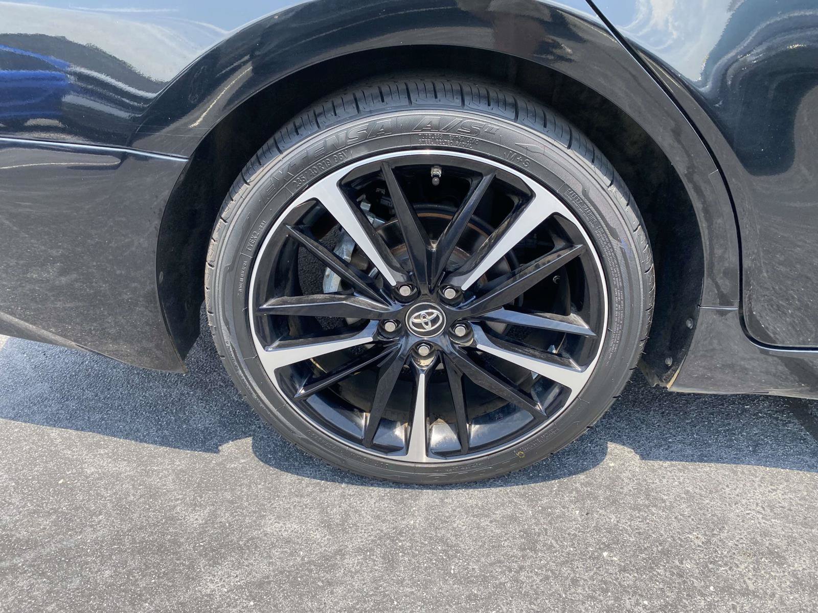 Used 2018 Toyota Camry XSE w/ Driver Assist Package FWD image 9