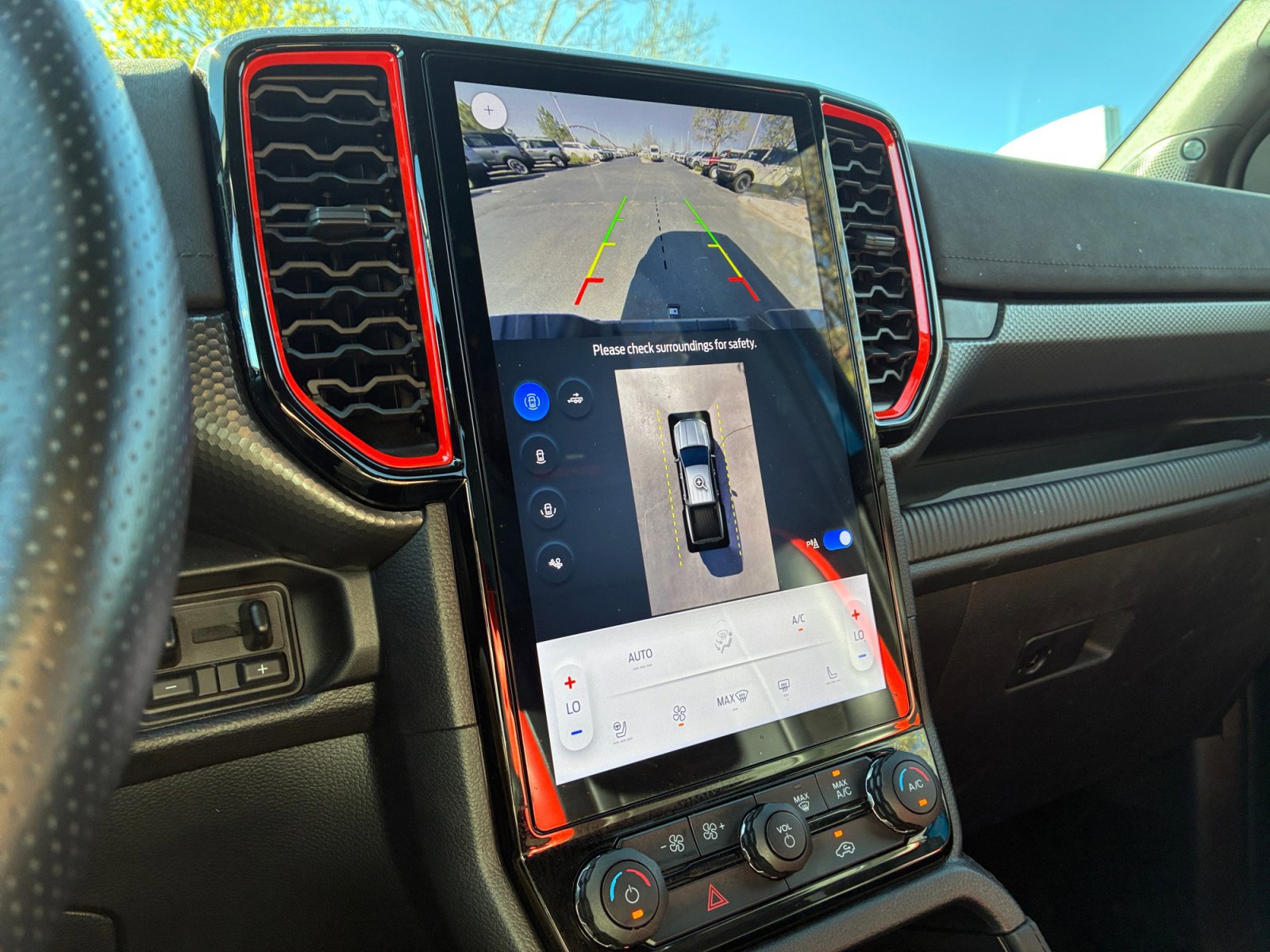 Certified 2025 Ford Ranger Raptor AWD/4WD image 28