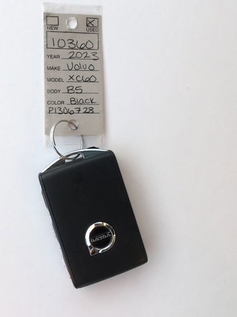 Used 2023 Volvo XC60 B5 Plus image 57