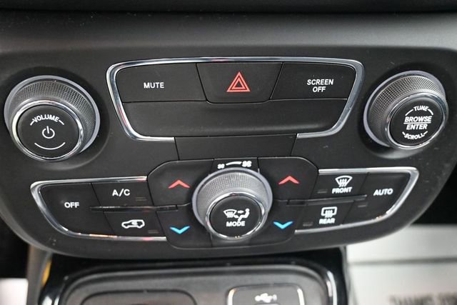 Used 2019 Jeep Compass Latitude AWD/4WD image 12
