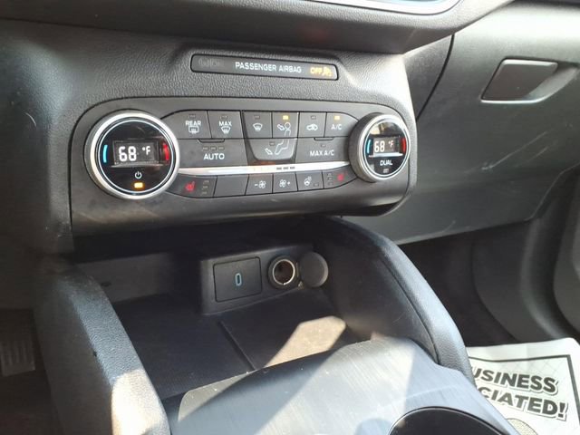Certified 2020 Ford Escape Titanium image 23