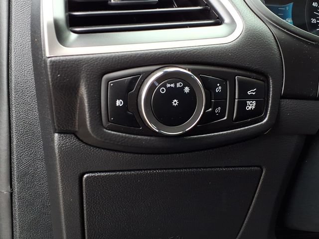 Certified 2024 Ford Edge ST-Line AWD/4WD image 19