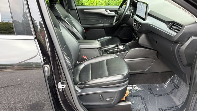 Certified 2024 Ford Escape Platinum AWD/4WD image 15
