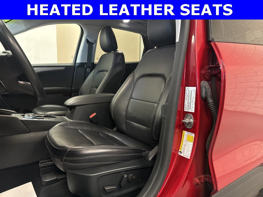 Certified 2022 Ford Escape SEL image 6
