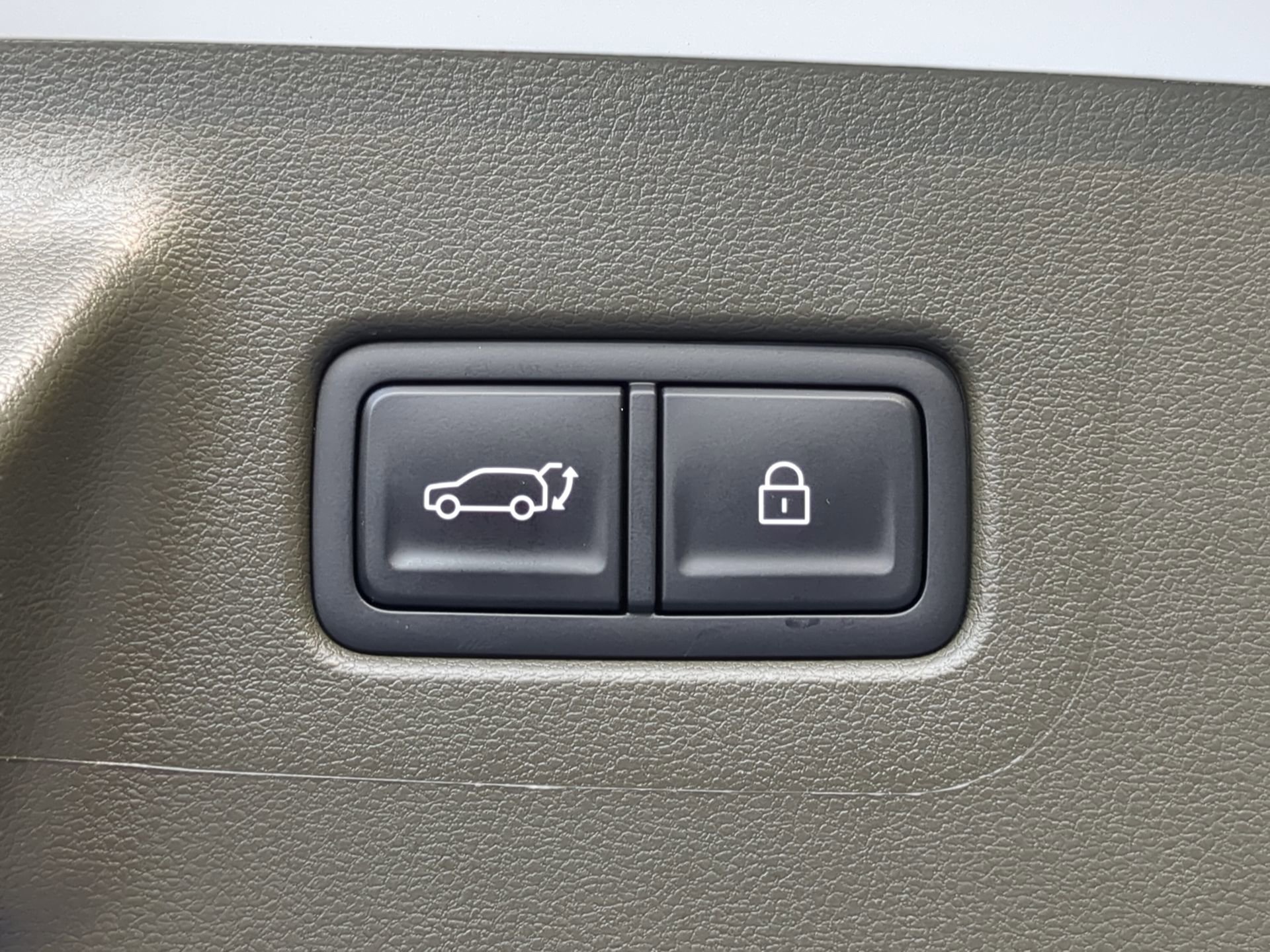 Used 2025 Hyundai Santa Fe Calligraphy AWD/4WD image 47