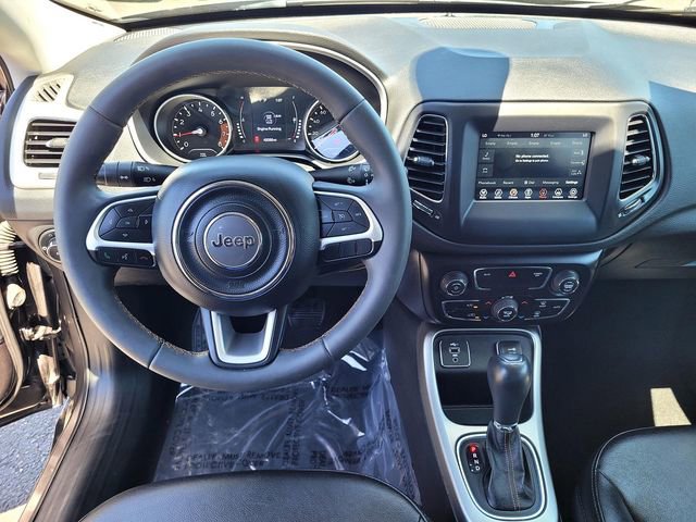 Used 2021 Jeep Compass Latitude FWD image 9