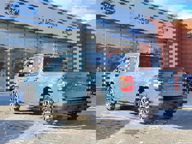 Certified 2022 Ford Maverick Lariat w/ Lariat Luxury Package image 3