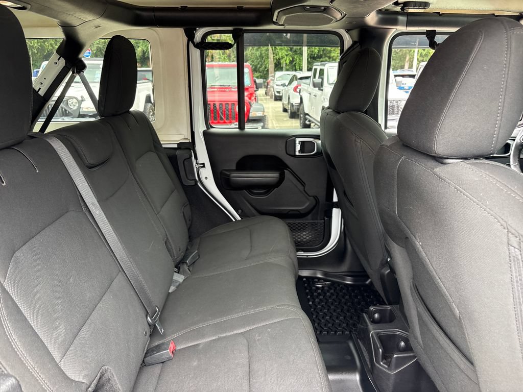 Used 2018 Jeep Wrangler Unlimited Sport S AWD/4WD image 29