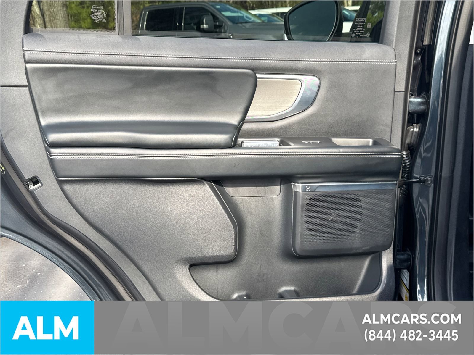 Certified 2025 Ford Expedition Platinum image 29