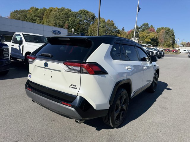 Used 2021 Toyota RAV4 XSE image 3