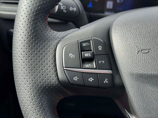 Certified 2025 Ford Escape ST-Line w/ Tech Pack #1 AWD/4WD image 25