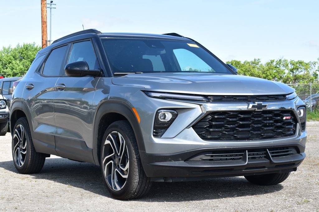 Used 2026 Chevrolet TrailBlazer RS w/ Driver Confidence Package FWD image 3
