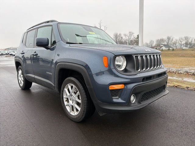 Used 2020 Jeep Renegade Latitude w/ Cold Weather Group image 5
