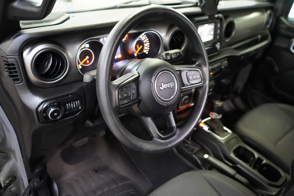 Used 2021 Jeep Wrangler Unlimited Sport AWD/4WD image 15