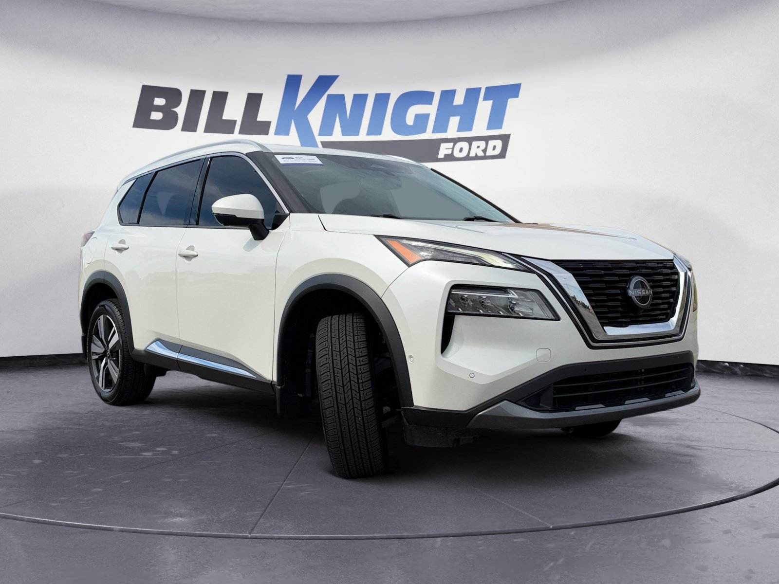 Used 2023 Nissan Rogue SL w/ SL Premium Package FWD image 7
