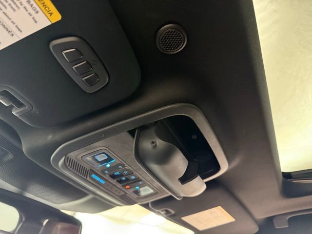 Certified 2020 Ford Explorer Platinum w/ Premium Technology Package image 16