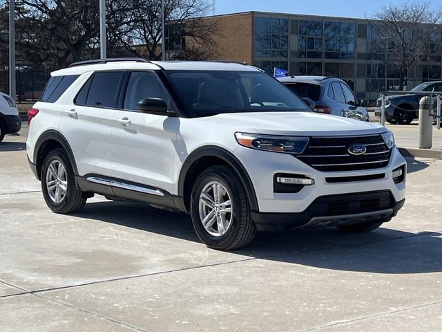 Certified 2023 Ford Explorer XLT w/ Equipment Group 202A image 7