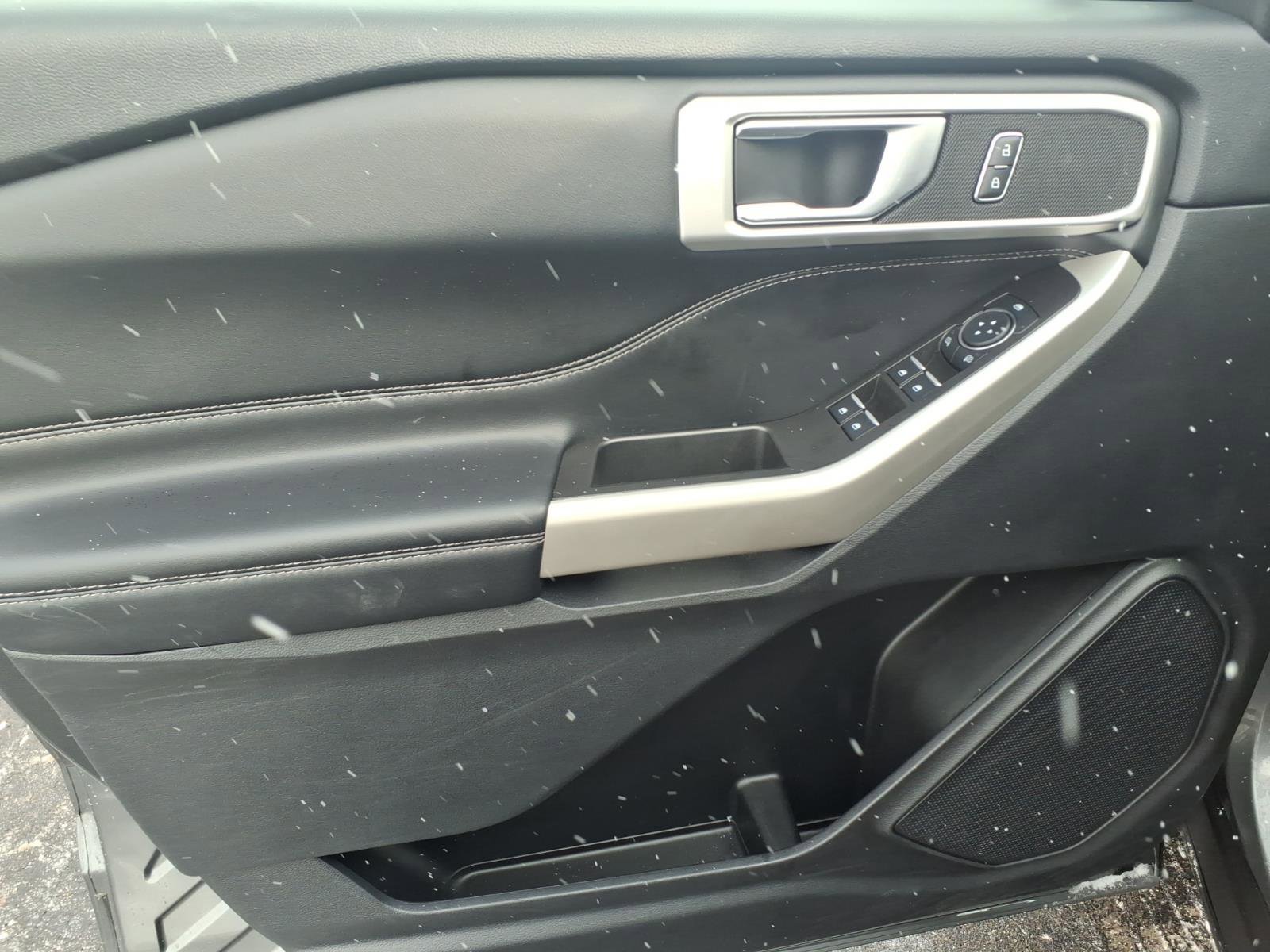 Certified 2023 Ford Explorer XLT w/ Equipment Group 202A image 12